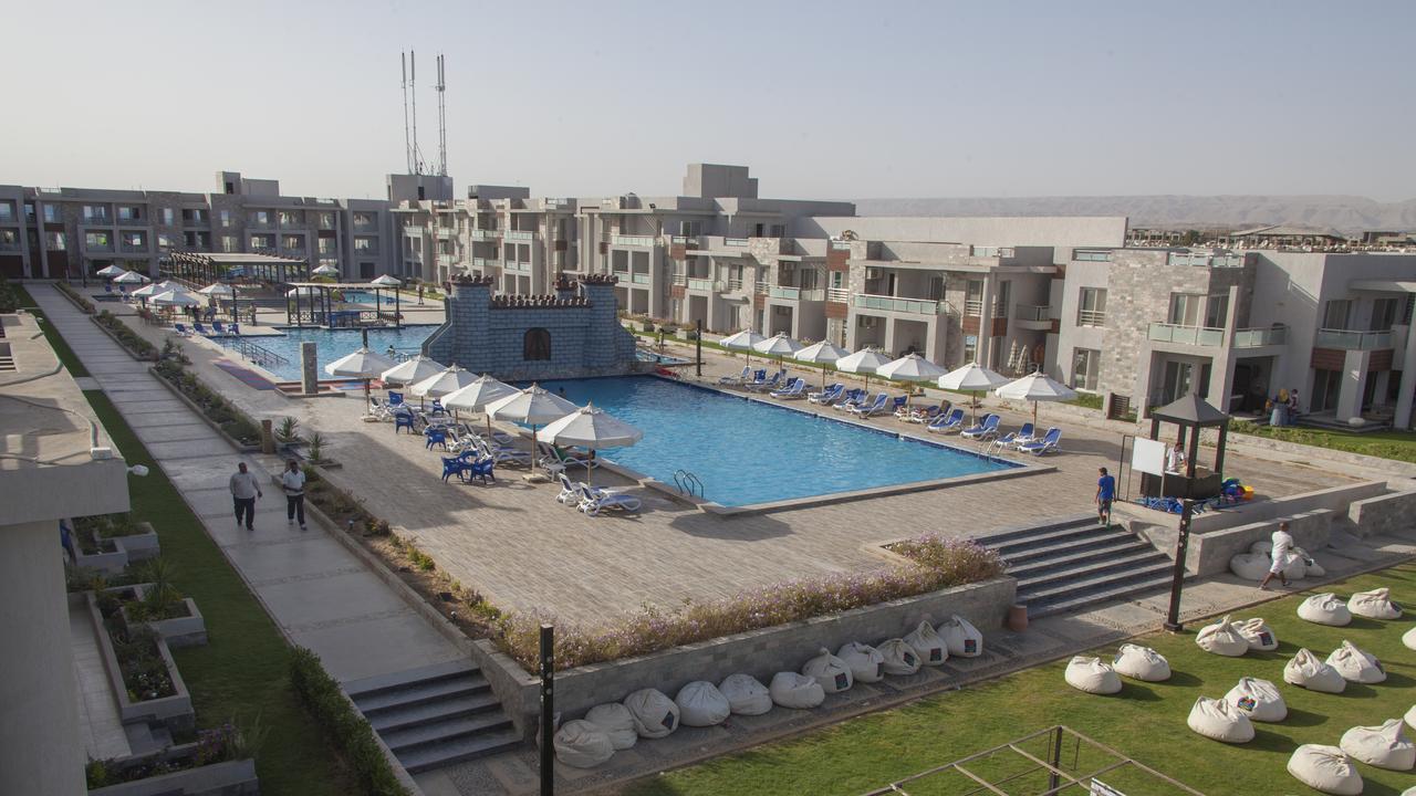 Elite Residence & Aqua Park Ain Sukhna Bagian luar foto